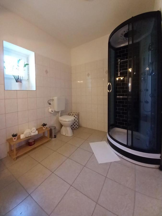 Casa Girasole Villa Buje Eksteriør billede